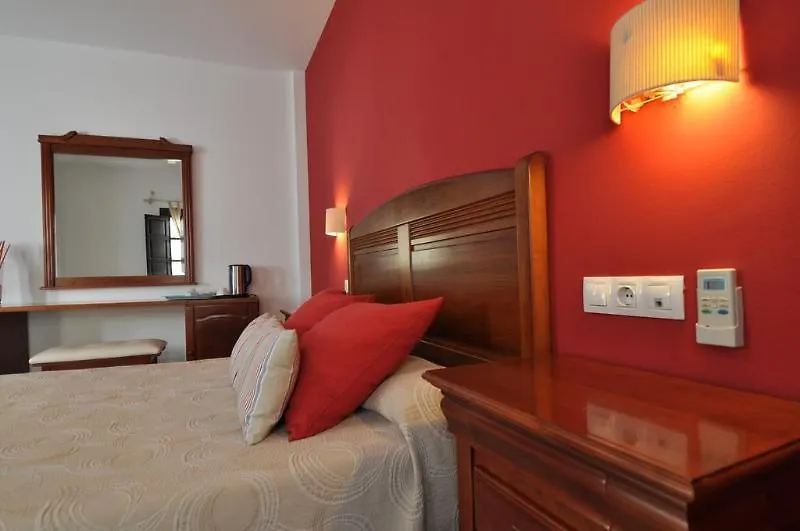 Hostal Posada Los Alcazares Кордова